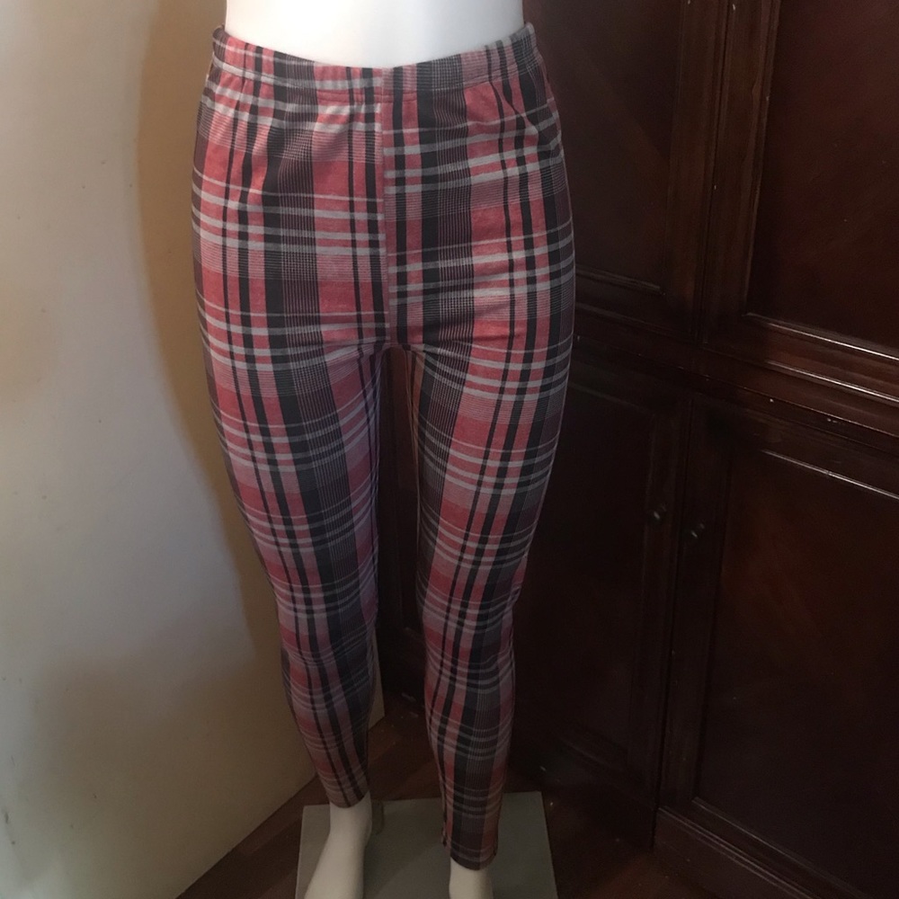 🆕 Odiva Multicolors Plaid Print Leggings-One Size